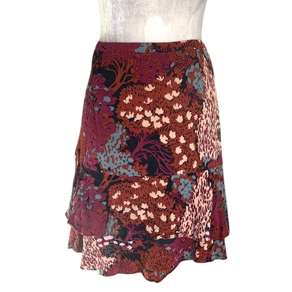 Boden Abstract Floral Print Layered Tiered A-Line Mini Skirt - 12 - Picture 13 of 13